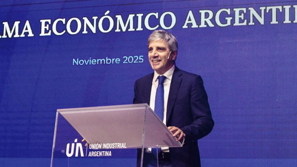 061225_luis_caputo_uia_mecon_g