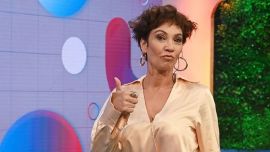 El blooper que protagonizó Ernestina Pais mientras mostraba su outfit en el programa de Juana Viale