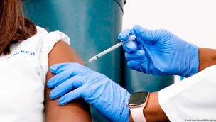 07_12_2025_vacuna_afp_g