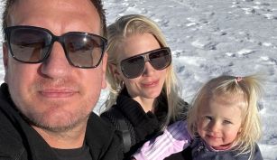 Maxi López junto a su hija Elle y Daniela Christiansson