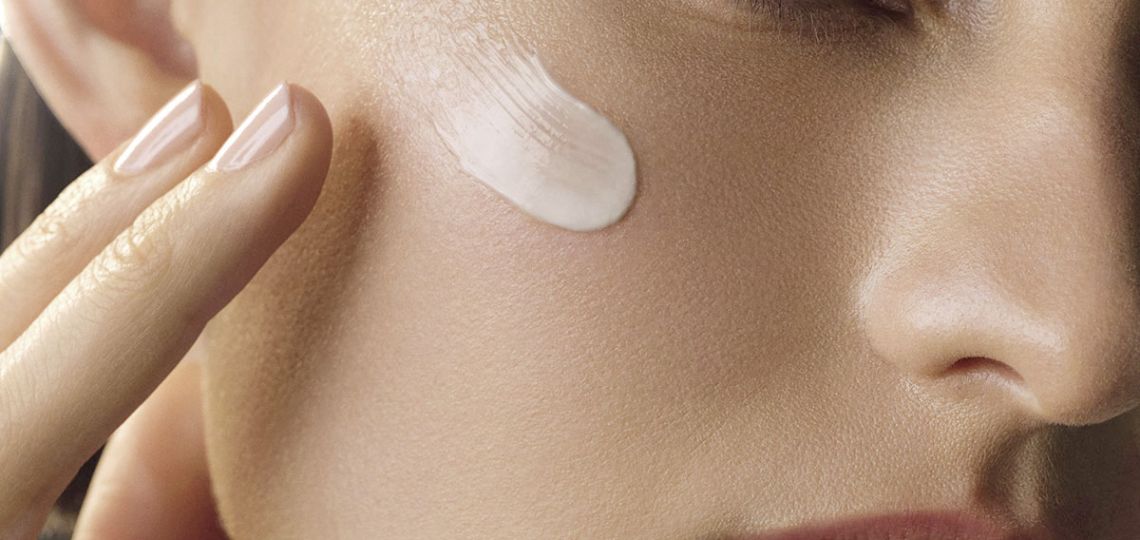 Gua sha: qué es y cómo incorporar a tu rutina de skincare en 4 pasos