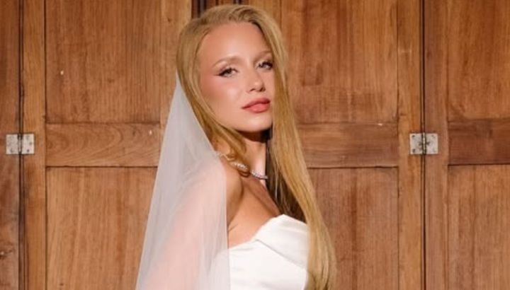 Los dos vestidos de novia de Rocío Pardo para su boda con Nicolás Cabré: del look de hada en el altar al after party más descontracturado