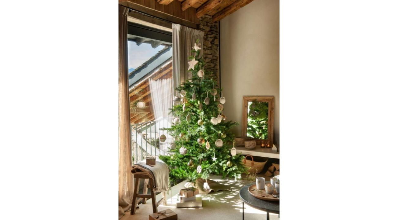 Decoración de Navidad 2025: Tendencias, Colores y Tips para un Hogar con Magia