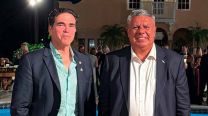 La tarjeta del evento al que fue el "Chiqui" Tapia en Mar-A-Lago