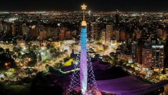 El centro de Córdoba en modo fiestas: 3 y 6 cuotas todo el mes y horarios extendidos El centro de Córdoba en modo fiestas: 3 y 6 cuotas todo el mes y horarios extendidos