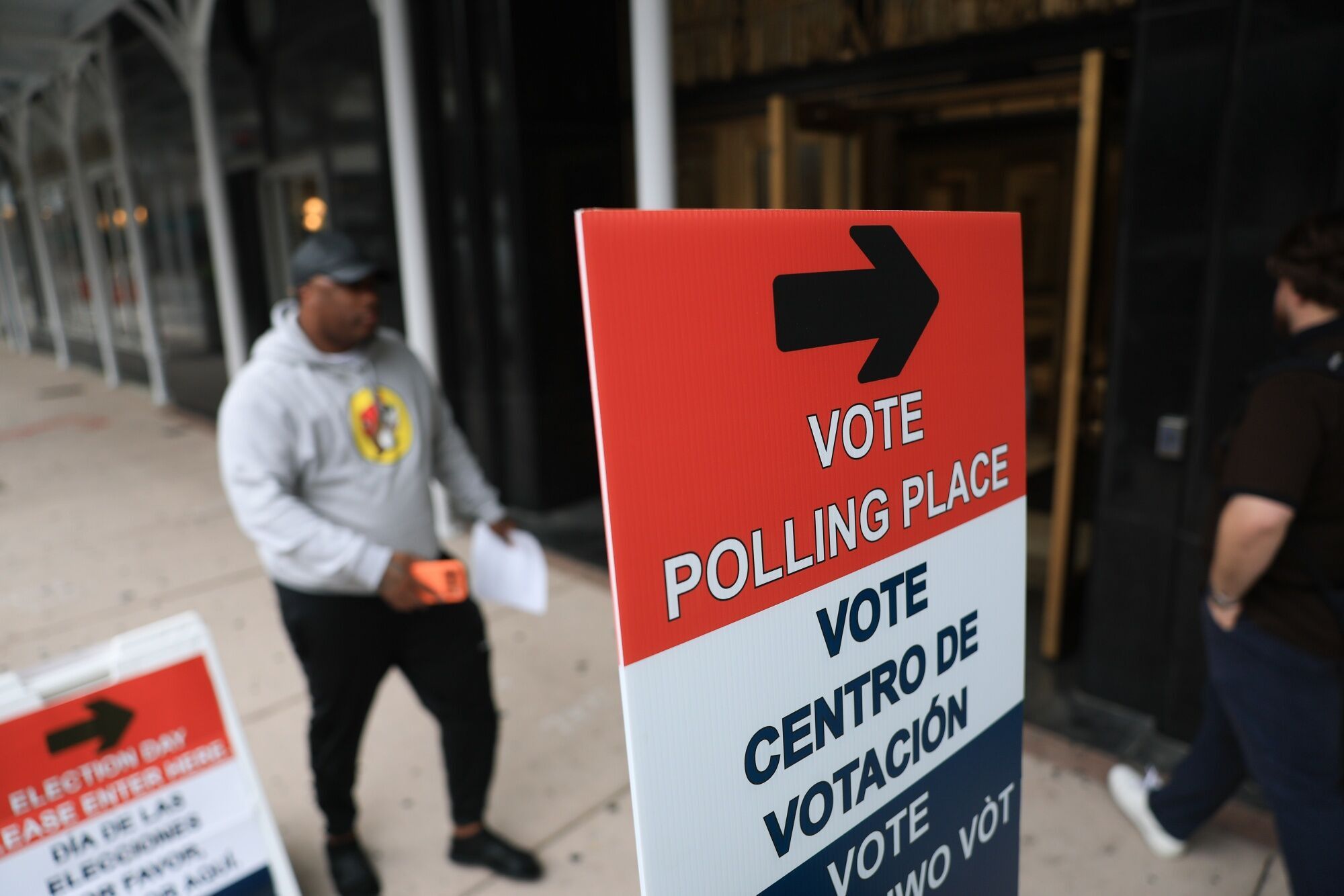 Miami To Elect New Mayor In Runoff Election Tuesday