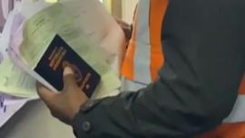 El régimen de Nicolás Maduro echó a periodistas de C5N en Caracas: dos horas de interrogatorio y deportación inmediata