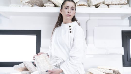 El lujo del futuro es vivo: Denise Pañella, micelio y un nuevo paradigma creativo