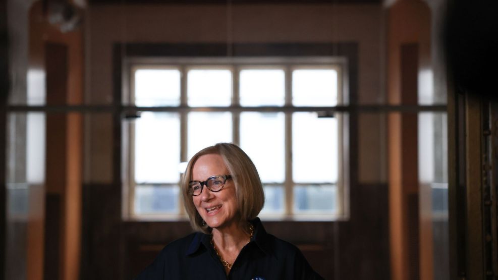 Miami To Elect New Mayor In Runoff Election Tuesday