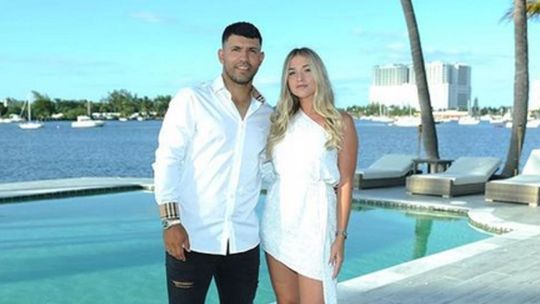 Kun Agüero y Sofía Calzetti