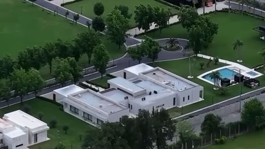 Giro en la causa de la "mansión de Pilar", atribuida a Toviggino: piden que el caso vuelva al fuero Penal Económico