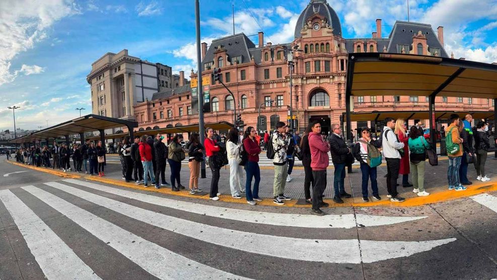 La UTA se declaró “en alerta” y advirtió por un nuevo paro de colectivos 11122025