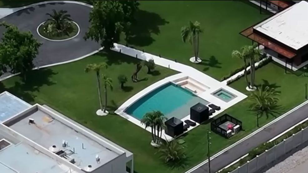 Mansión atribuida al Chiqui Tapia 11122025