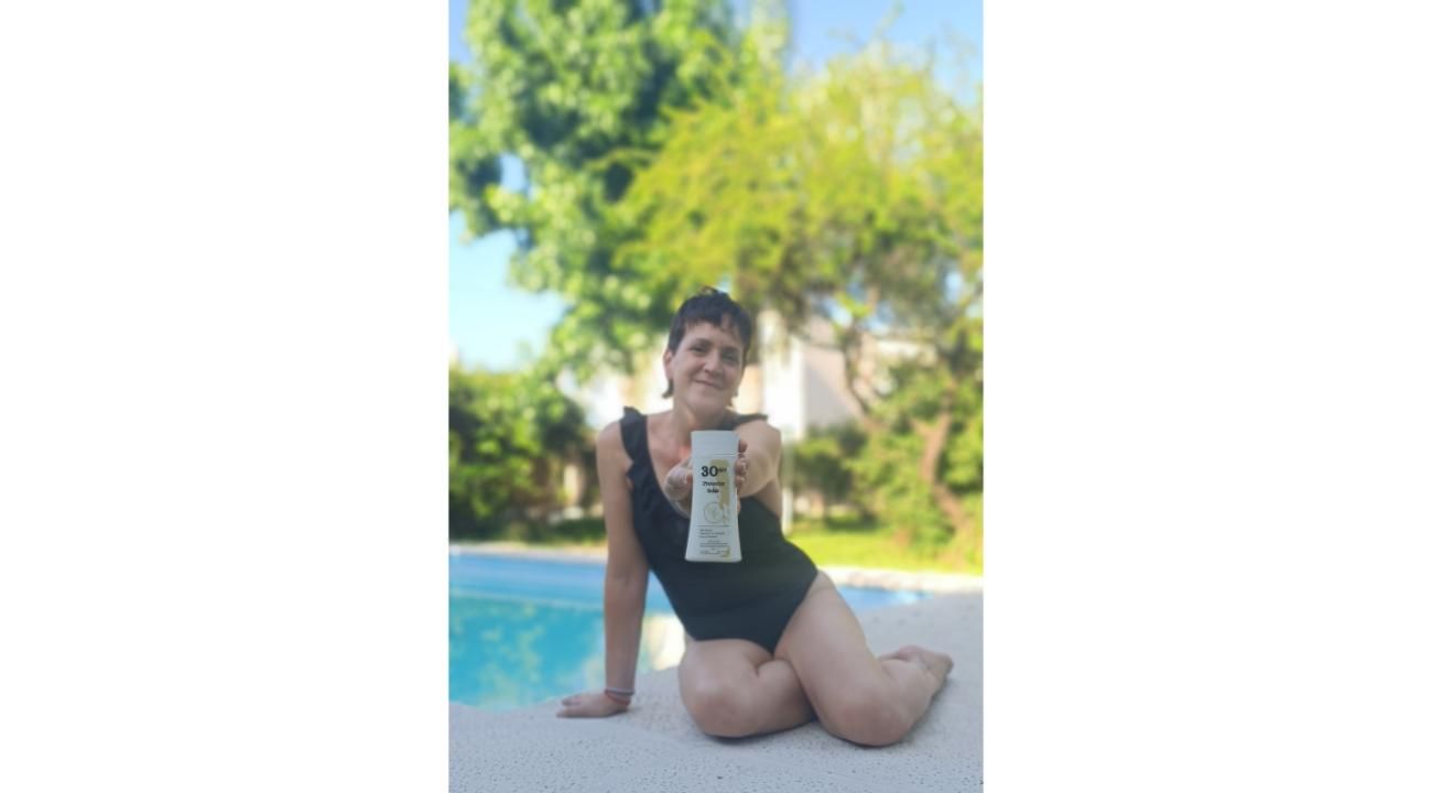 Victoria Campos – Proteger la piel del sol con amor