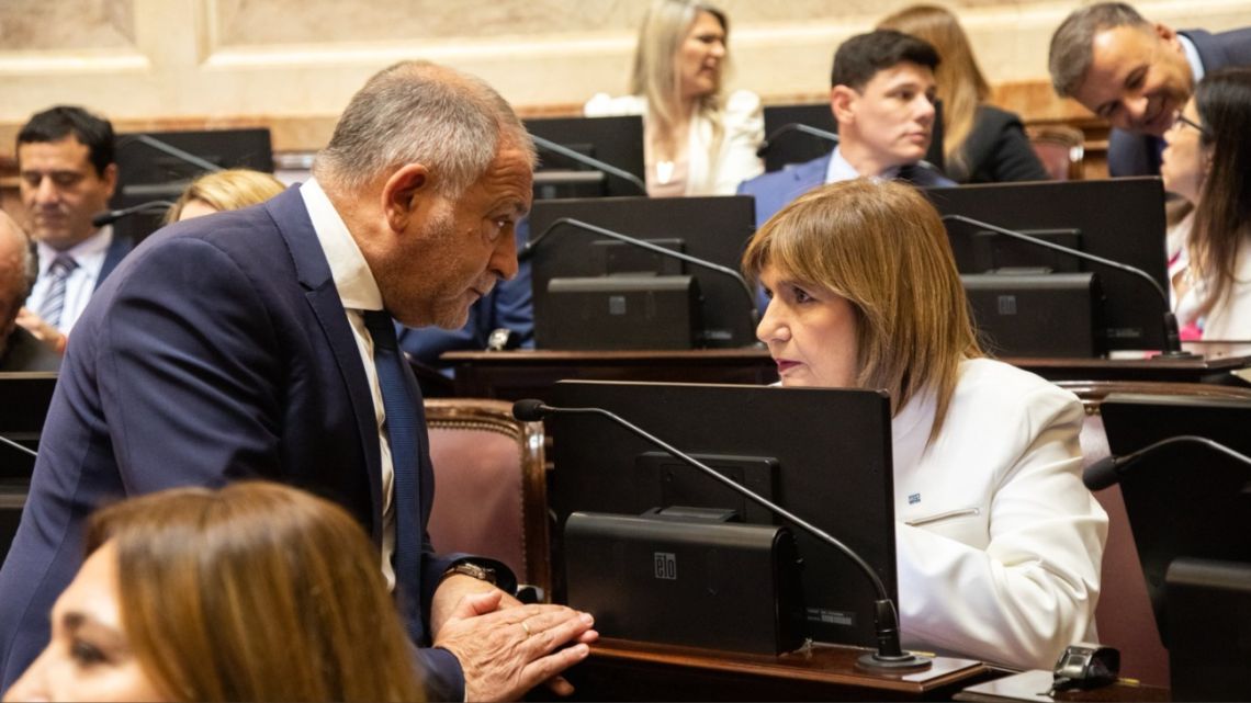 Luis Juez se sumó a La Libertad Avanza y Patricia Bullrich lo festejó: «Un hombre de convicciones firmes, decente»