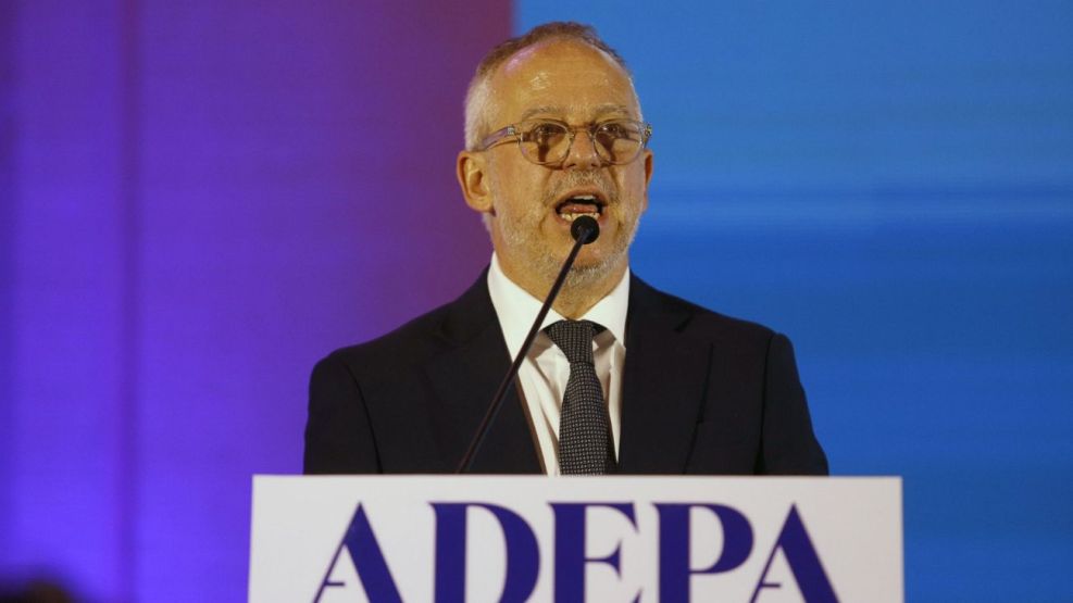 on 300 invitados, la Asociación de Entidades Periodísticas Argentinas (ADEPA) celebró su cena de fin de año. 