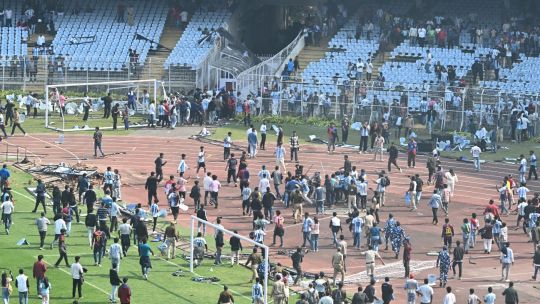 Navijači so divjali po neuspešnem Messijevem nastopu v Indiji