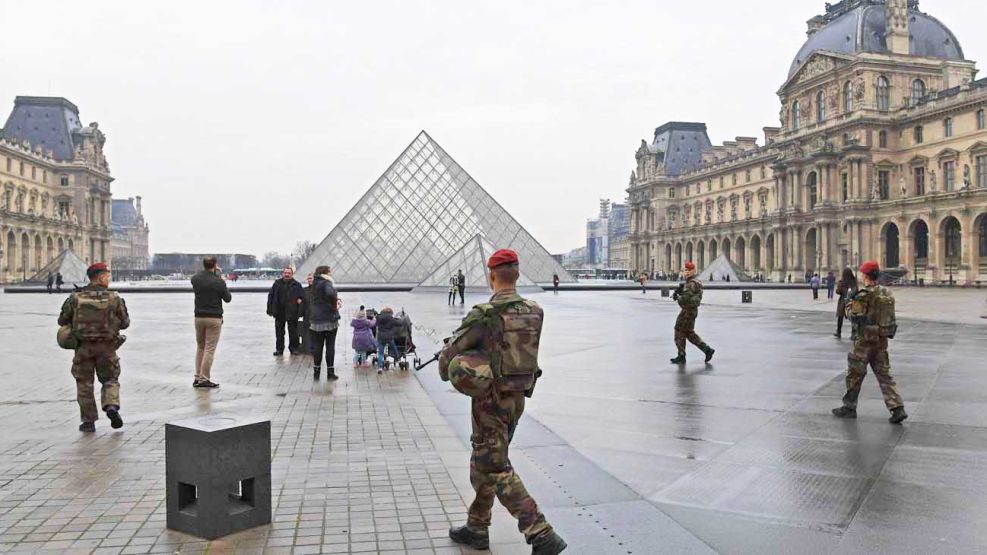 13_12_2025_louvre_na_g