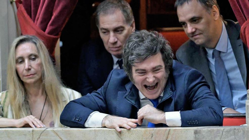 131225_karina_milei_santilli_adorni_congreso_afp_g