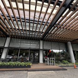 El Sheraton Asunción, ubicado en el Distrito Financiero, es la mejor opción para quienes viajan a hacer compras. Su gastronomía es un plus. 