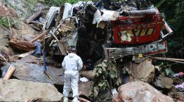 Al menos 17 adolescentes murieron al caer a un precipicio en Colombia