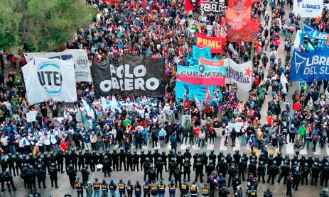 141225_organizaciones_sociales_protesta_marcha_afp_g