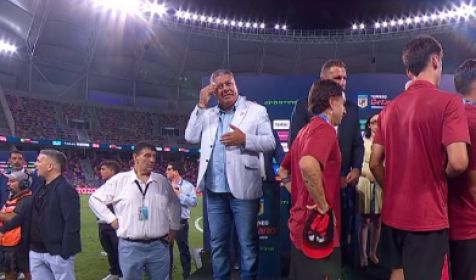 Chiqui Tapia, en Santiago al entregar los premios al campeón Estudiantes.