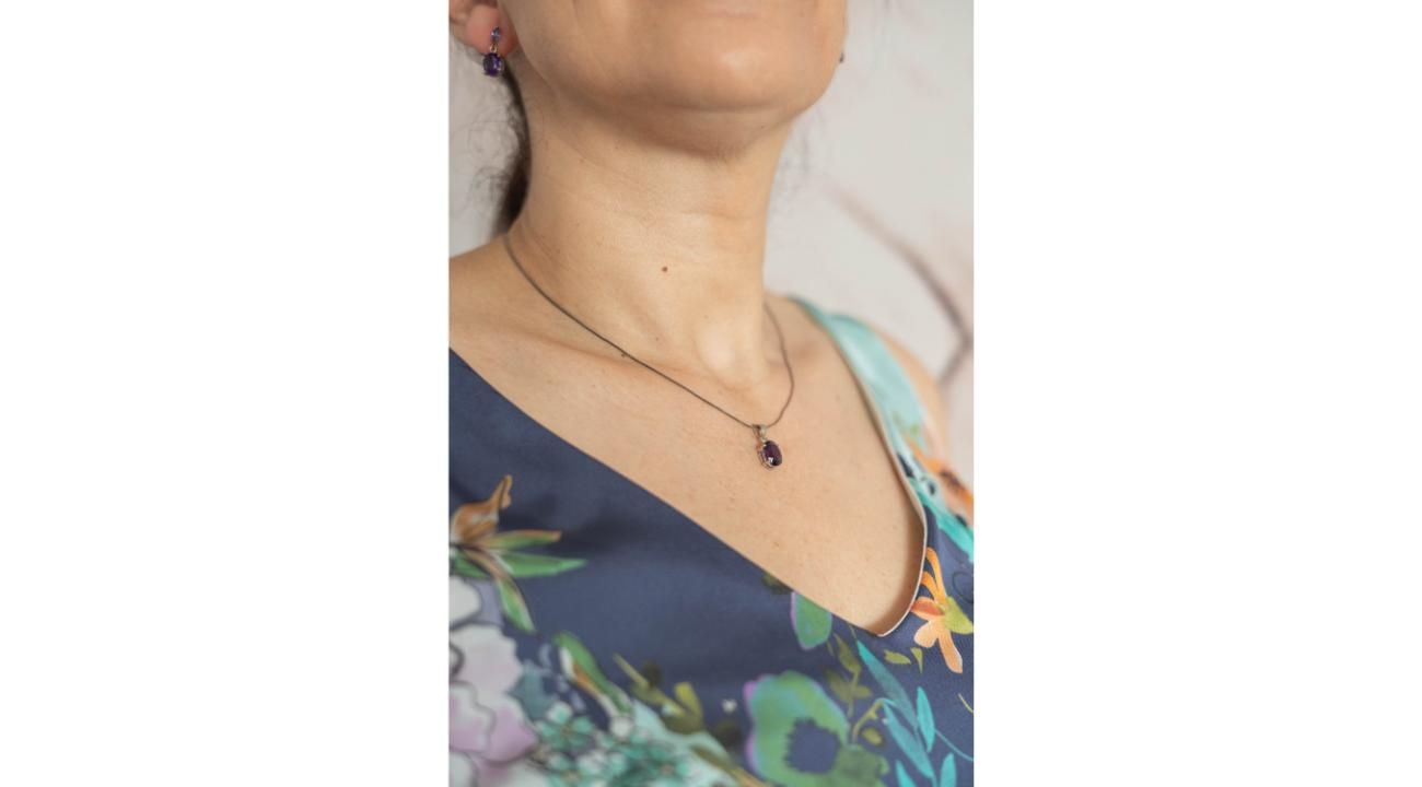 ¿Cómo elegir accesorios de fiesta según tu tipo de rostro?