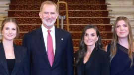 El particular detalle en la felicitación navideña de la Casa real de España: la decisión de Letizia, el rey Felipe, Leonor y Sofía