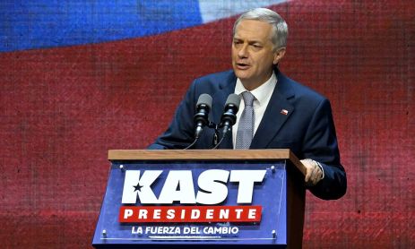 Antonio Kast celebra el resultado 15122025