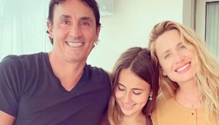 Así está hoy Francesca, la hija de Ivana Saccani y Sebastián Estevanez que acaba de terminar la secundaria