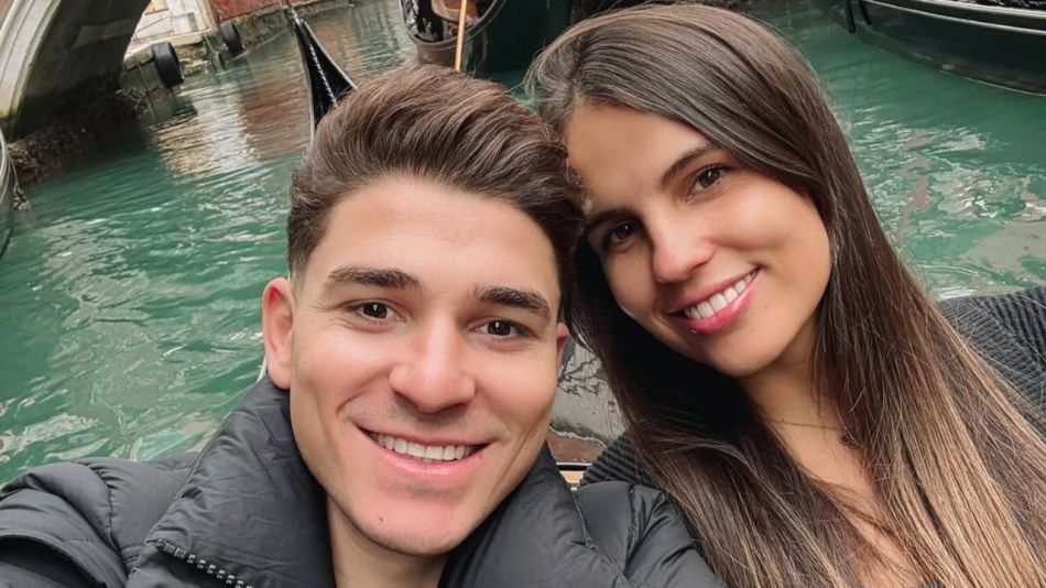 Julián Álvarez, Emilia Ferraro