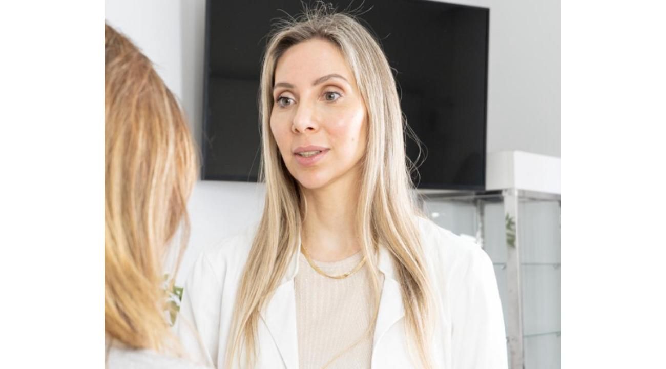 ESTÉTICA, REDES SOCIALES Y AUTOESTIMA: EL LÍMITE ENTRE INSPIRAR Y DISTORSIONAR