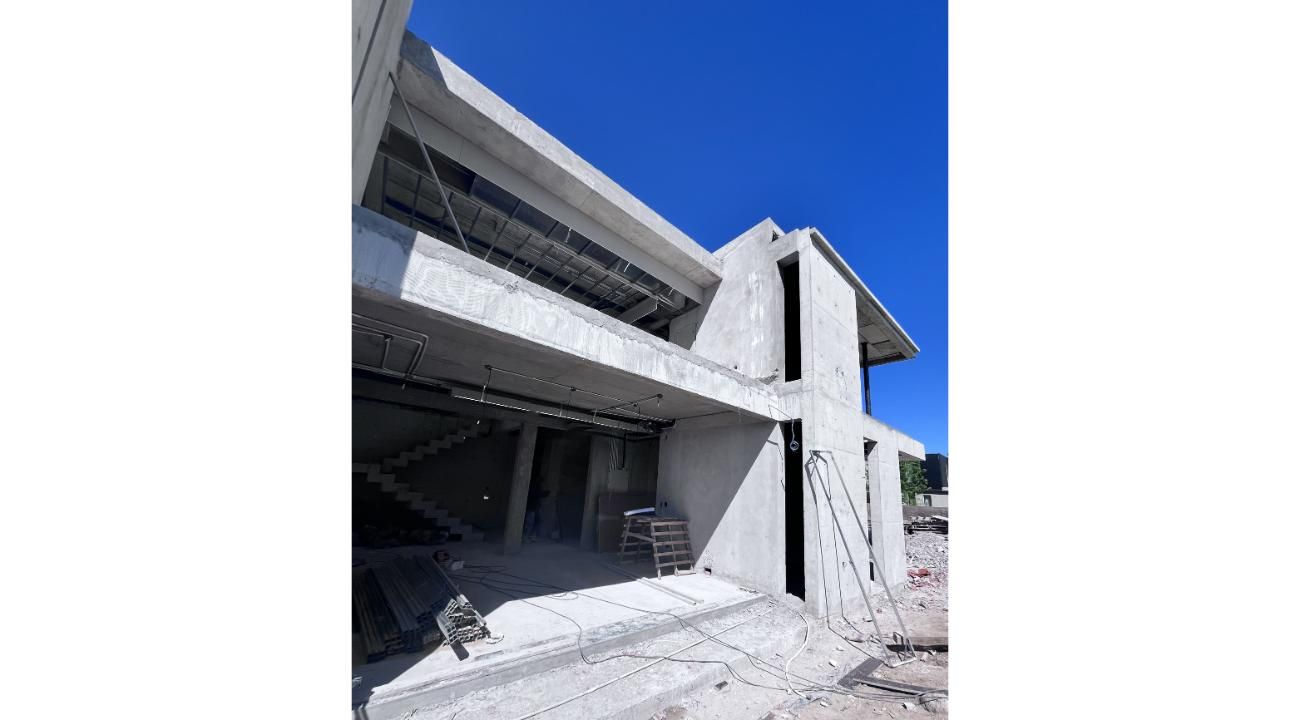 Plan.ar Arquitectura: Memoria Casa CP, Pilará