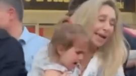 El video de la nena que llora en presencia de Karina Milei