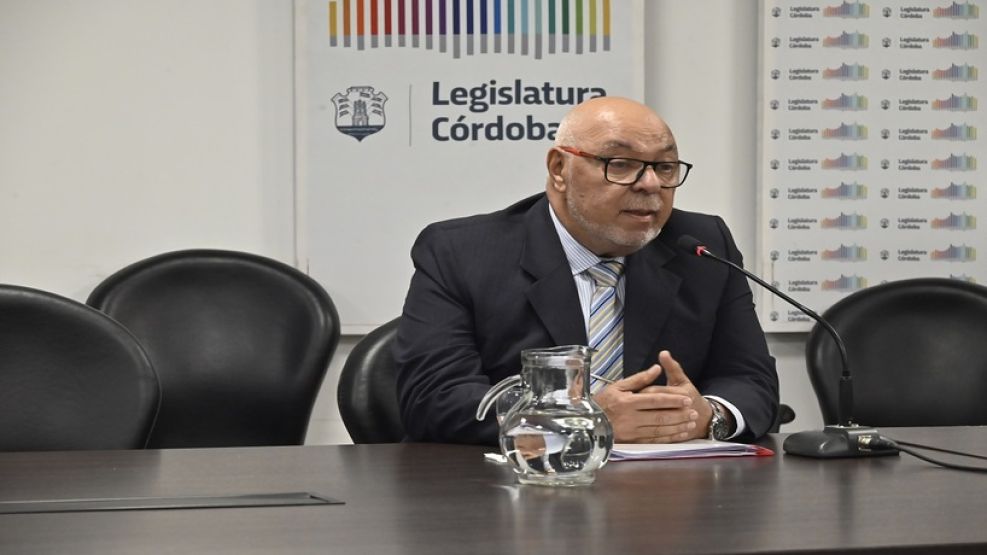 El juez Lezcano en comisión de Asuntos Constitucionales