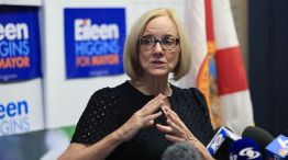Eileen Higgins, la candidata demócrata que fue electa alcaldesa de Miami