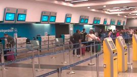 Comenzó el paro de controladores aéreos en todo el país: cronograma completo de la medida fuerza