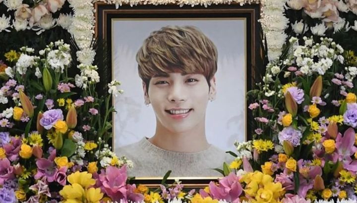 A ocho años de la muerte de Jonghyun, del grupo de K-Pop SHINee, publican una foto inédita