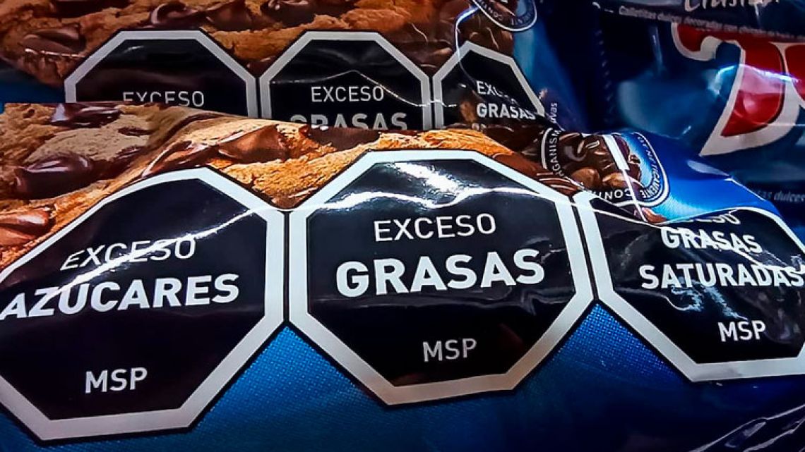 Octógonos: por qué el Gobierno quiere eliminar la ley de etiquetado frontal Octógonos: por qué el Gobierno quiere eliminar la ley de etiquetado frontal