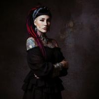 El regreso del dramatismo: cuando la moda vuelve a emocionar