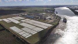 Más exportaciones y menos industrias: dos caras de la economía en la era Milei