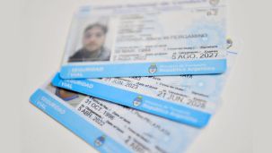 La licencia argentina, ¿sirve para manejar autos en el exterior? 18122025