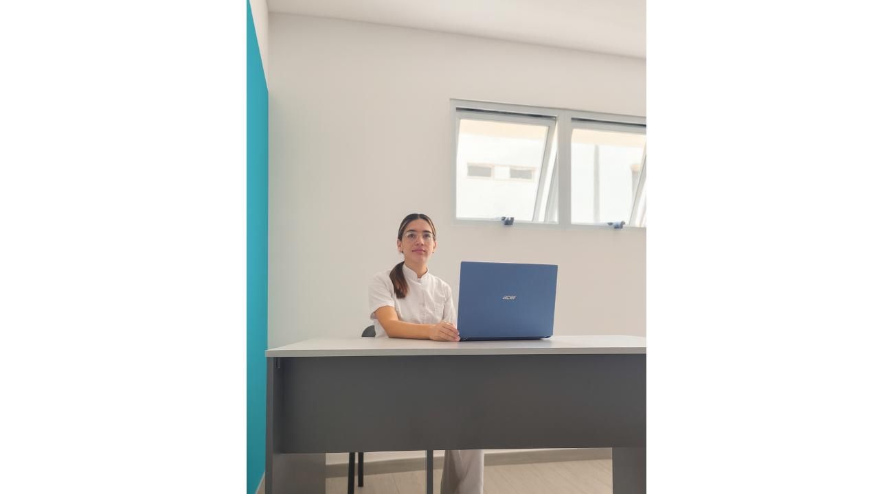 Janet Manrique: Una vocación construida desde la cercanía y la empatía