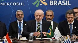 Para Lula, una intervención armada de EE.UU. en Venezuela sería una "catástrofe humanitaria"