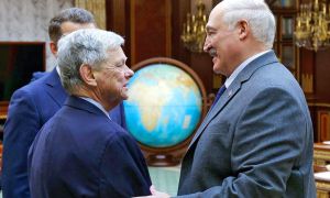 20_12_2025_bielorrusia_lukashenko_john_cole_cedoc_g