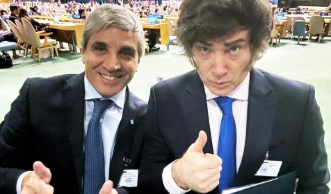 201225_caputo_milei_cedoc_g