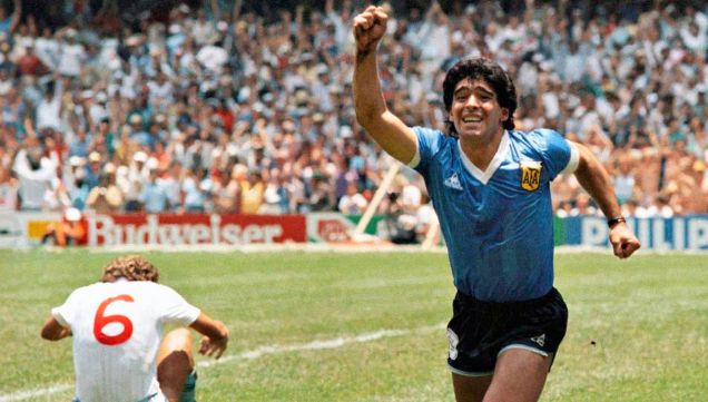 201225_maradona_inglaterra_mexico_cedoc_g