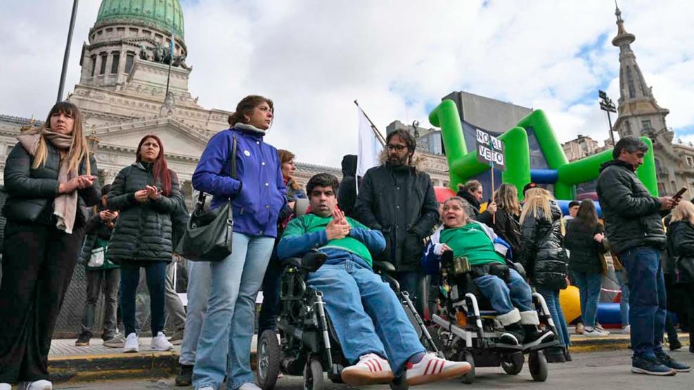 201225_protesta_discapacidad_congreso_andis_afp_g