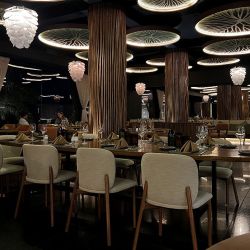 El Yatch Club de Asunción comenzó a ser operado y restaurando por Marriott, recuperando su esplendor. 